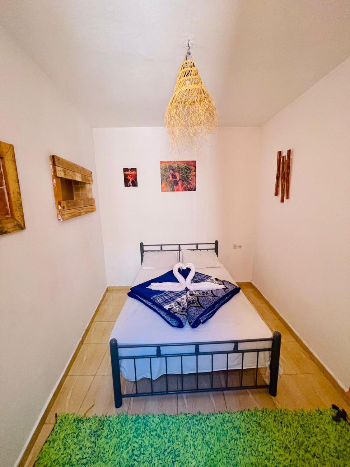 Sunrise Hostel Taghazout Buitenkant foto