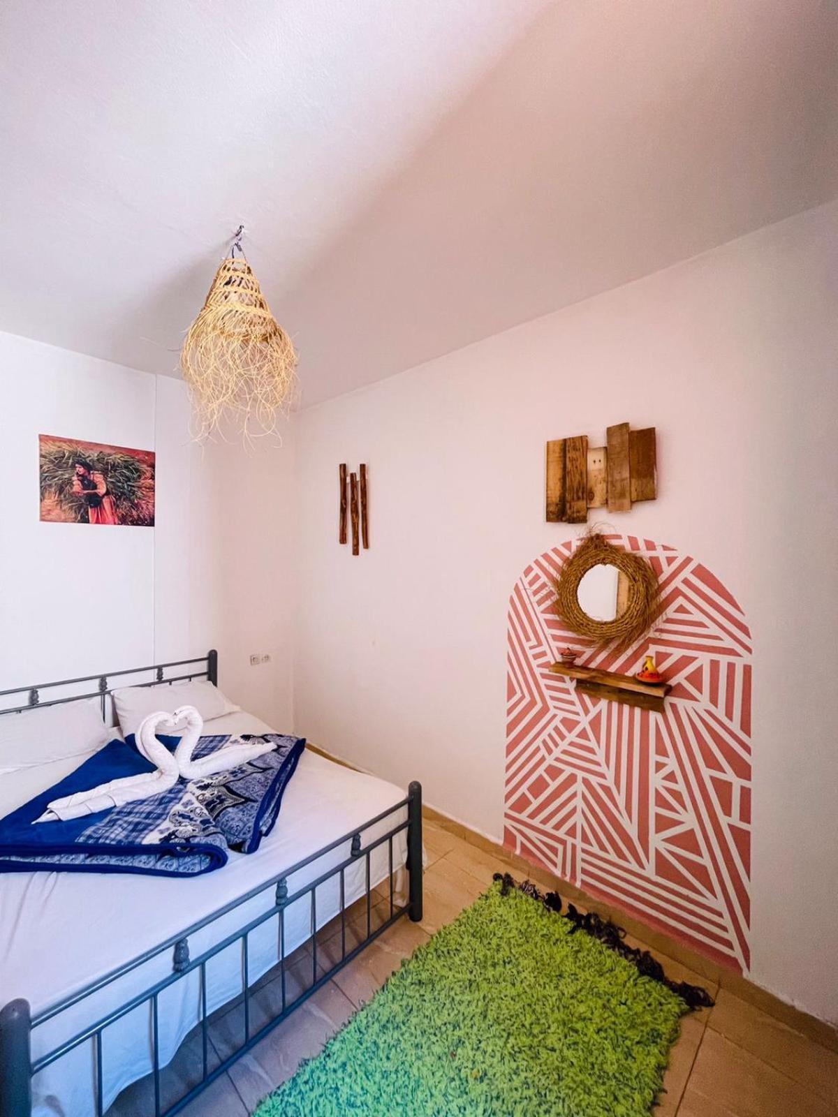 Sunrise Hostel Taghazout Buitenkant foto